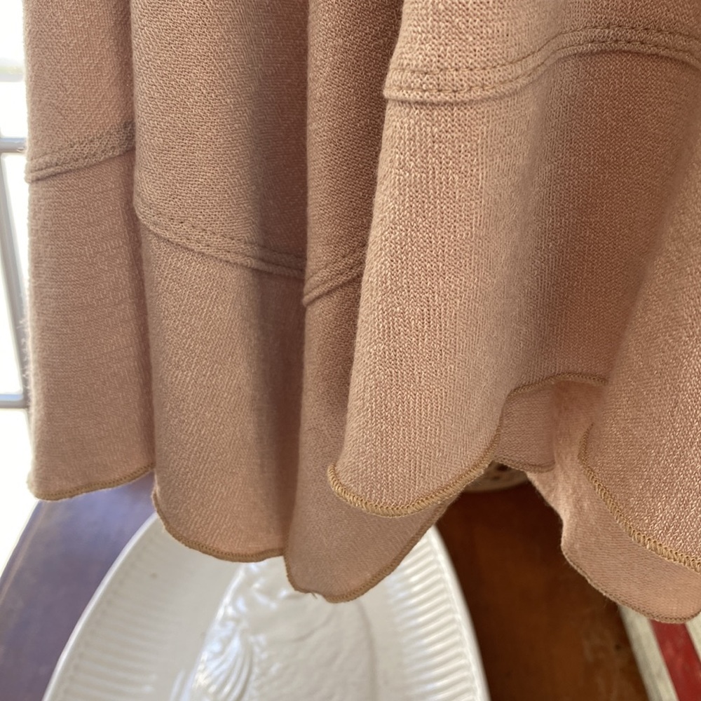 Tunic - Picture 4 of 4